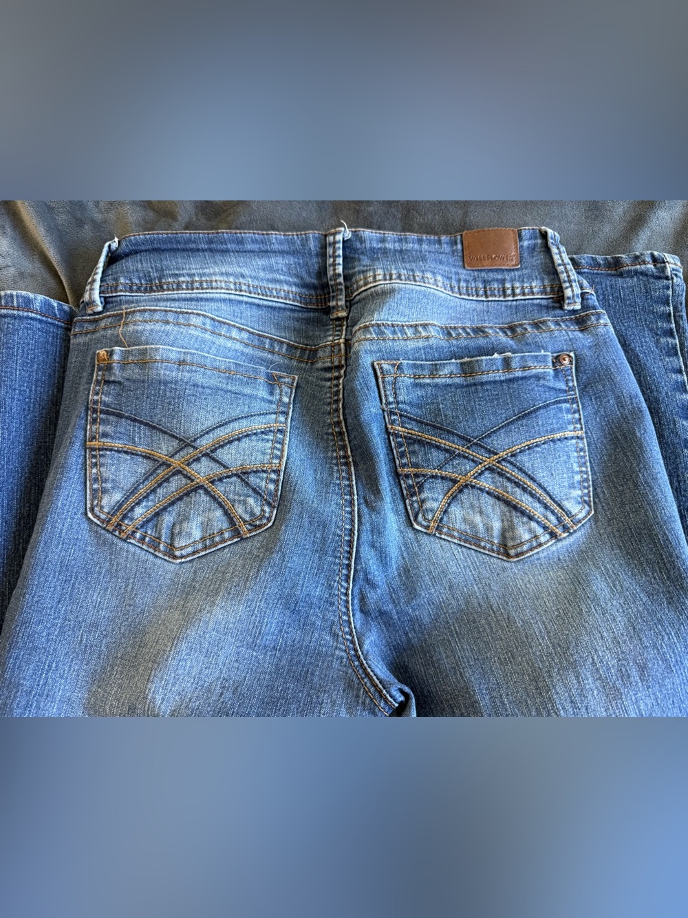 Wallflower Women's Light Blue High Rise Jeans with Cross-Stitch Back Pockets 7
